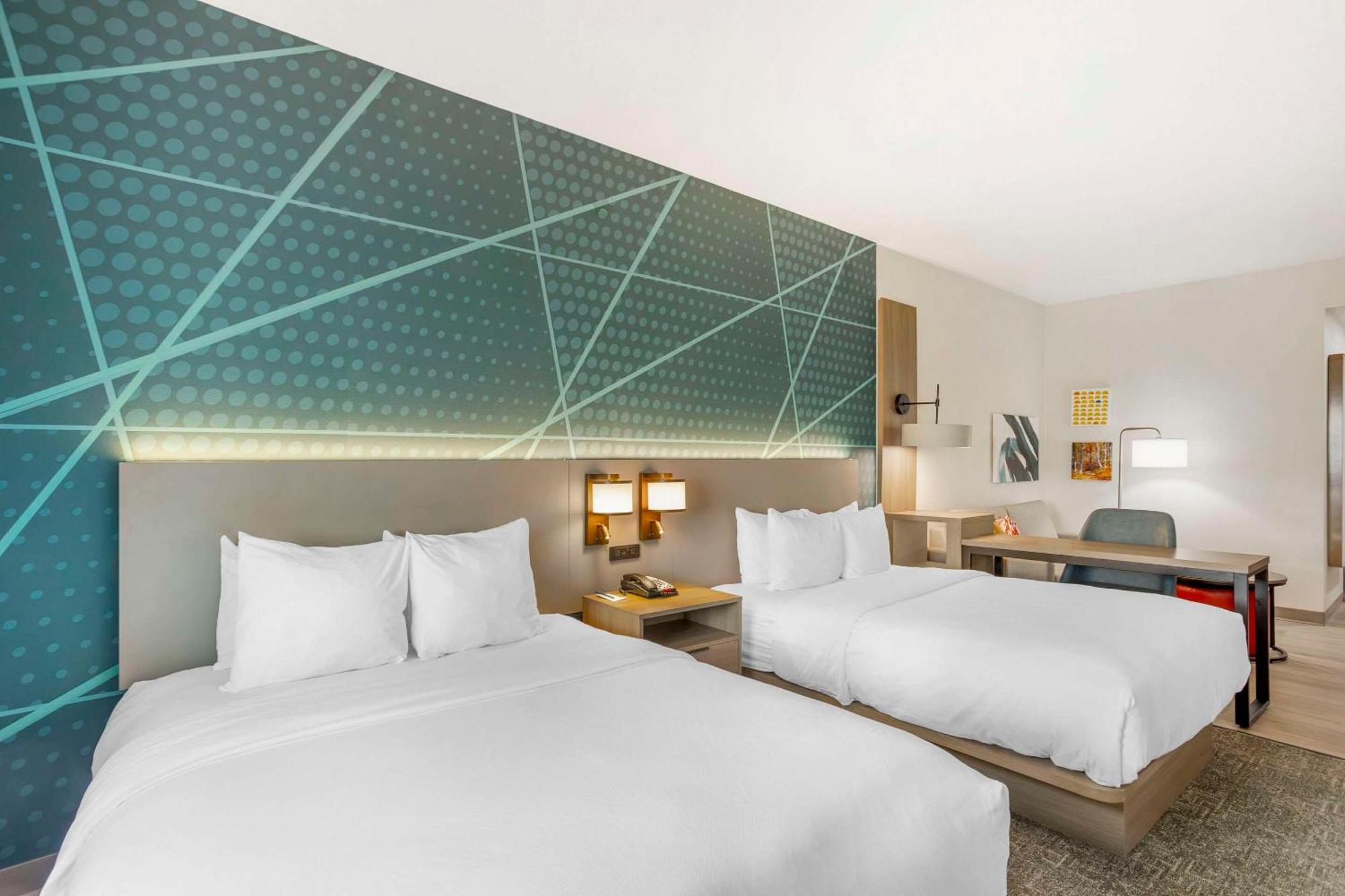 Comfort Hotel 3*