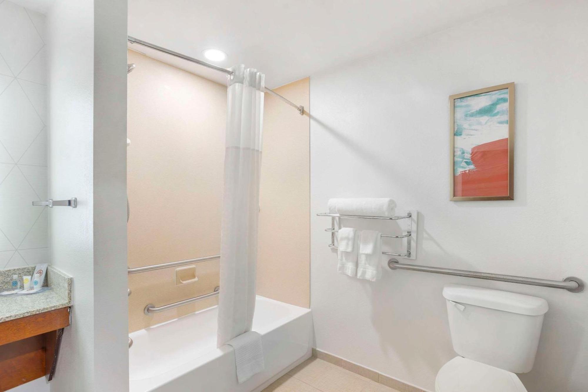 Comfort Hotel Bloomsburg